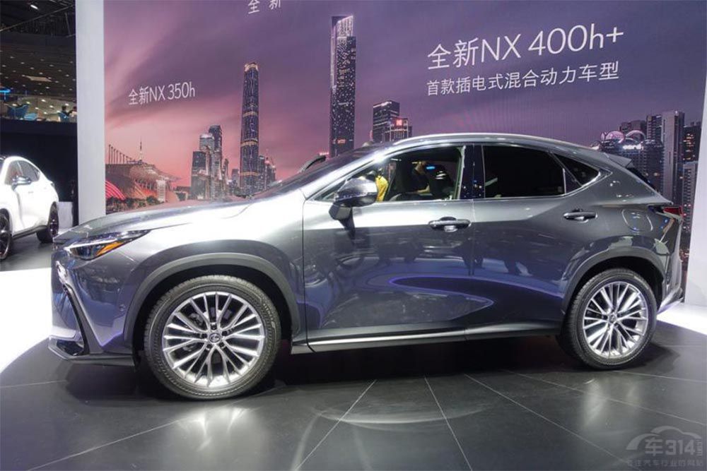 代表兩個極端的四十萬級別豪華SUV 選誰 代表兩個極端的四十萬級別豪華SUV 選誰