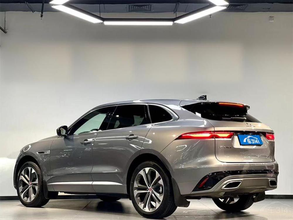 代表兩個極端的四十萬級別豪華SUV 選誰 代表兩個極端的四十萬級別豪華SUV 選誰