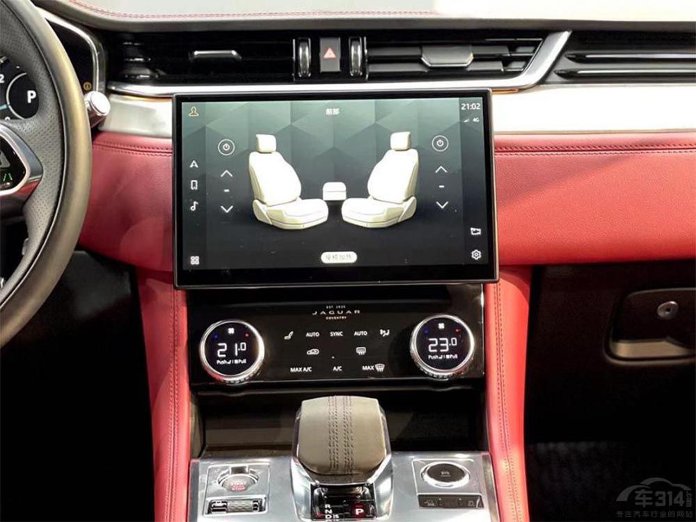 代表兩個極端的四十萬級別豪華SUV 選誰 代表兩個極端的四十萬級別豪華SUV 選誰