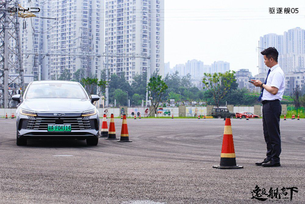 艦賞海洋美學(xué) 艦賞海洋美學(xué) 全方位對比試駕用實力說話