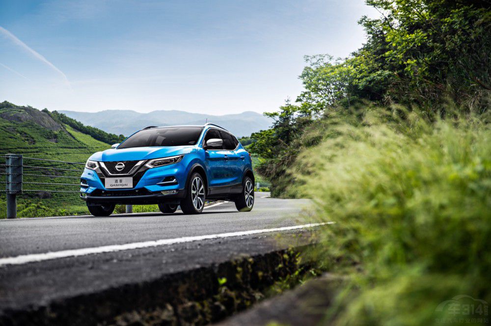 德系血統(tǒng) 有顏有型 捷達(dá)VS7對比日產(chǎn)逍客 德系血統(tǒng) 有顏有型 捷達(dá)VS7對比日產(chǎn)逍客