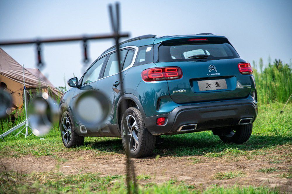 {Οᳱ(li)u 㘷m