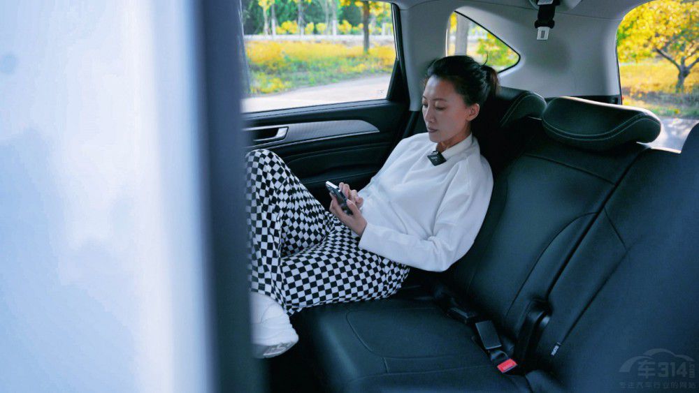 寶媽一眼相中 哈弗M6 PLUS的魅力如此大 寶媽一眼相中 哈弗M6 PLUS的魅力如此大