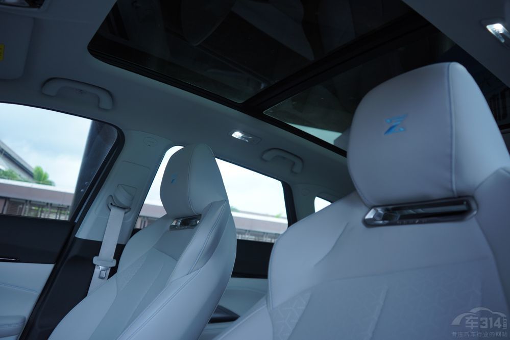 8 PLUSHie+LWZ6 iDD 