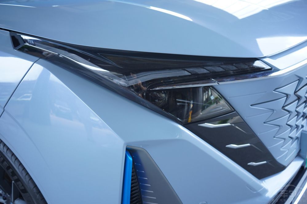 新老混動(dòng)SUV 歐尚Z6 iDD對(duì)比宋Pro DM-i 新老混動(dòng)SUV 歐尚Z6 iDD對(duì)比宋Pro DM-i