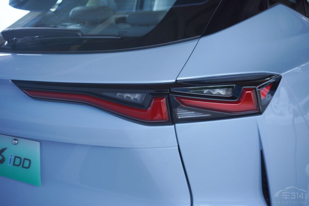 新老混動(dòng)SUV 歐尚Z6 iDD對(duì)比宋Pro DM-i 新老混動(dòng)SUV 歐尚Z6 iDD對(duì)比宋Pro DM-i