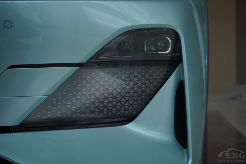 L{SL03PLUS EVlֵI