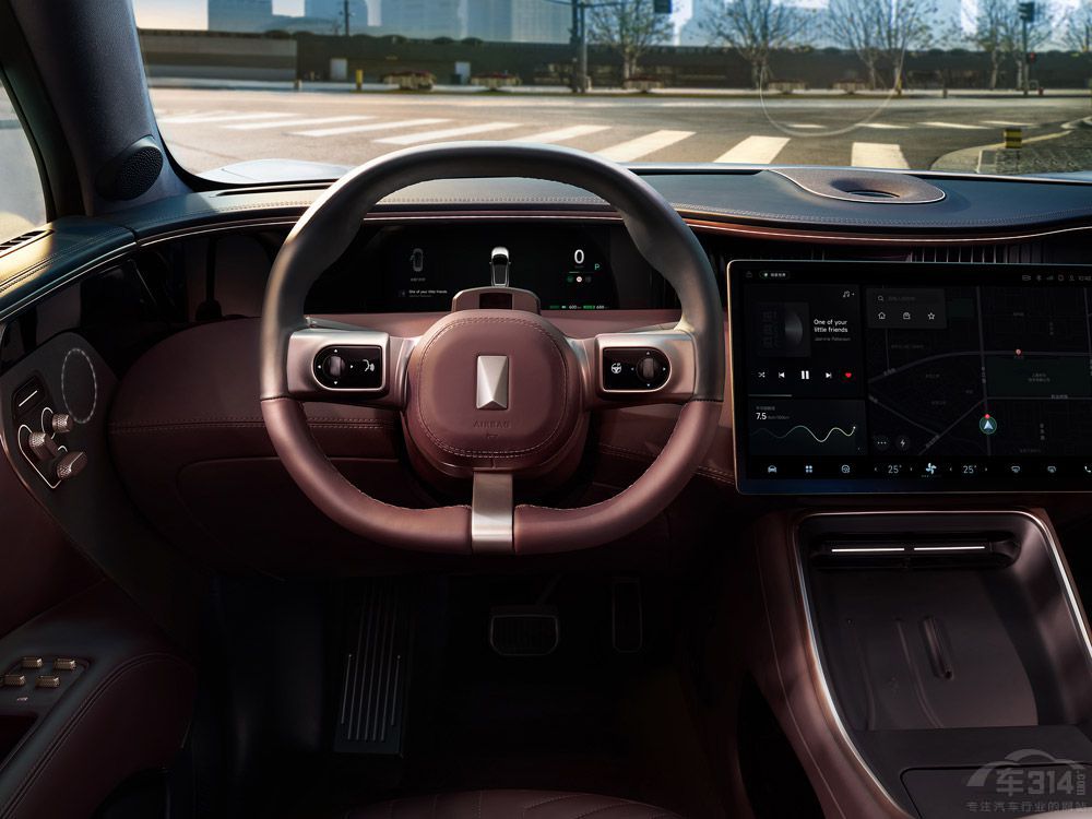 實(shí)力對(duì)拼 星途攬?jiān)聦?duì)比阿維塔11誰能勝出 實(shí)力對(duì)拼 星途攬?jiān)聦?duì)比阿維塔11誰能勝出