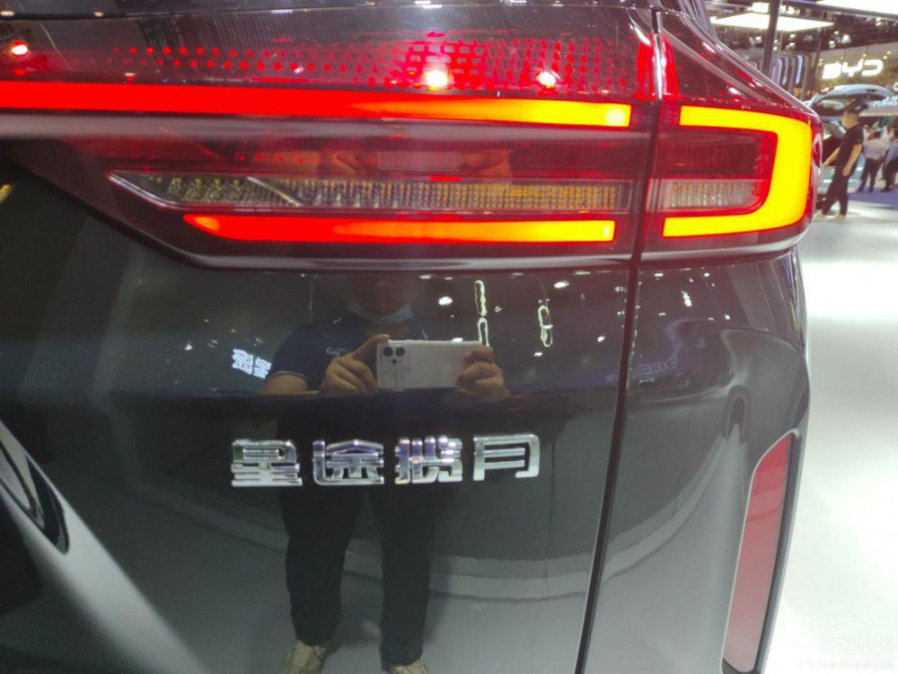 實(shí)力對(duì)拼 星途攬?jiān)聦?duì)比阿維塔11誰能勝出 實(shí)力對(duì)拼 星途攬?jiān)聦?duì)比阿維塔11誰能勝出