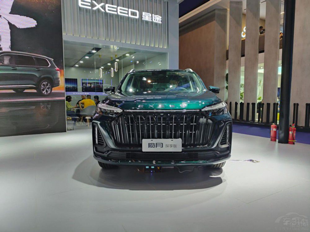 實(shí)力對(duì)拼 星途攬?jiān)聦?duì)比阿維塔11誰能勝出 實(shí)力對(duì)拼 星途攬?jiān)聦?duì)比阿維塔11誰能勝出