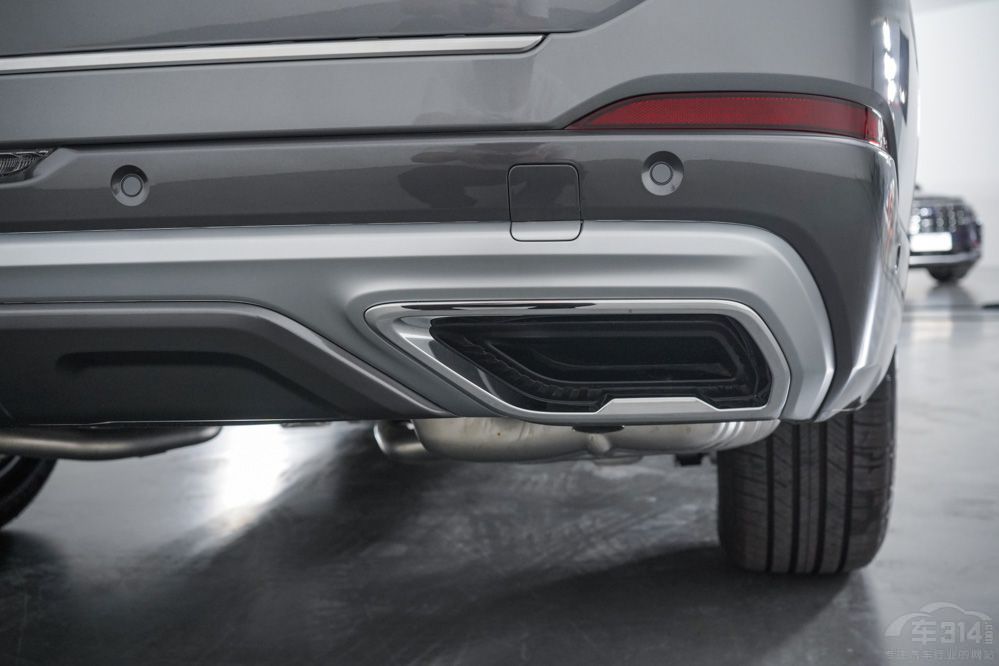 全新探險(xiǎn)者對(duì)比問(wèn)界M7 大六座之爭(zhēng)誰(shuí)能贏(yíng) 全新探險(xiǎn)者對(duì)比問(wèn)界M7 大六座之爭(zhēng)誰(shuí)能贏(yíng)