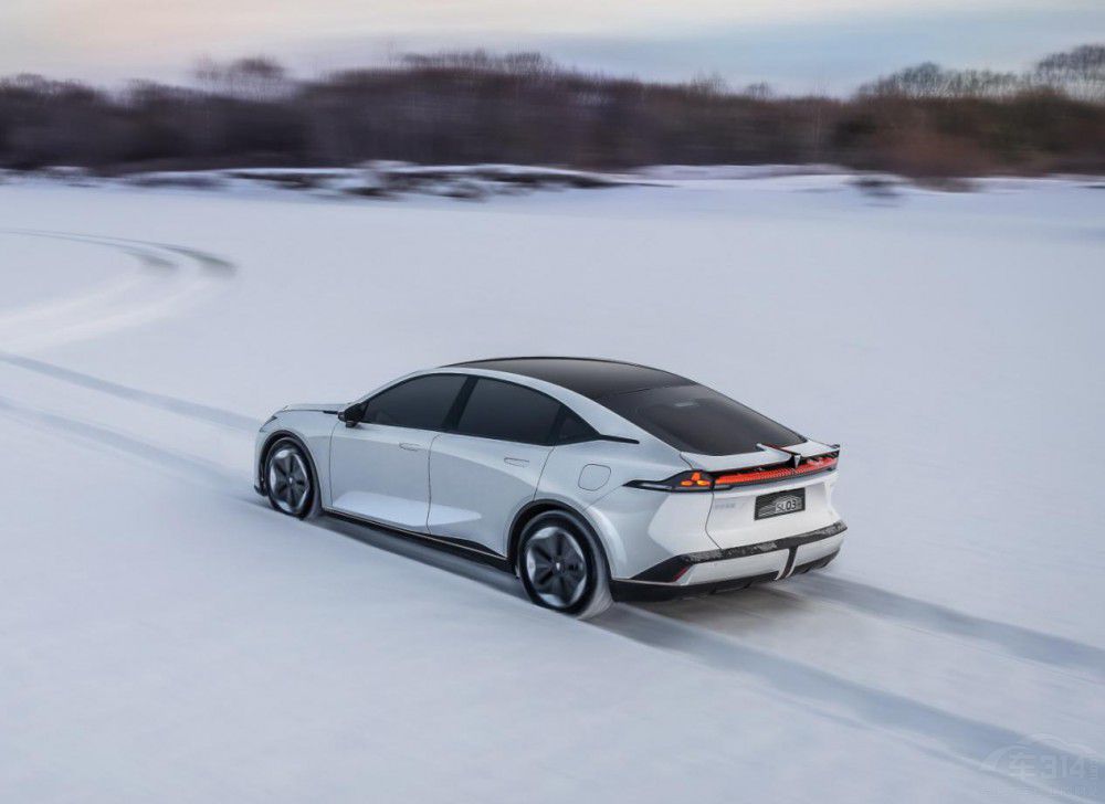 日產(chǎn)軒逸和長(zhǎng)安深藍(lán)SL03 誰(shuí)掙外快更厲害 日產(chǎn)軒逸和長(zhǎng)安深藍(lán)SL03 誰(shuí)掙外快更厲害