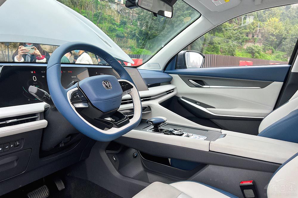 長安CS75 PLUS能否與沃爾沃XC40一較高下 長安CS75 PLUS能否與沃爾沃XC40一較高下