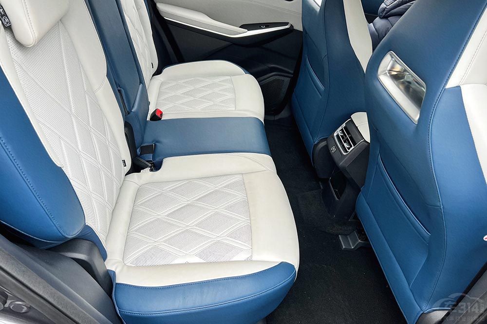 長安CS75 PLUS能否與沃爾沃XC40一較高下 長安CS75 PLUS能否與沃爾沃XC40一較高下