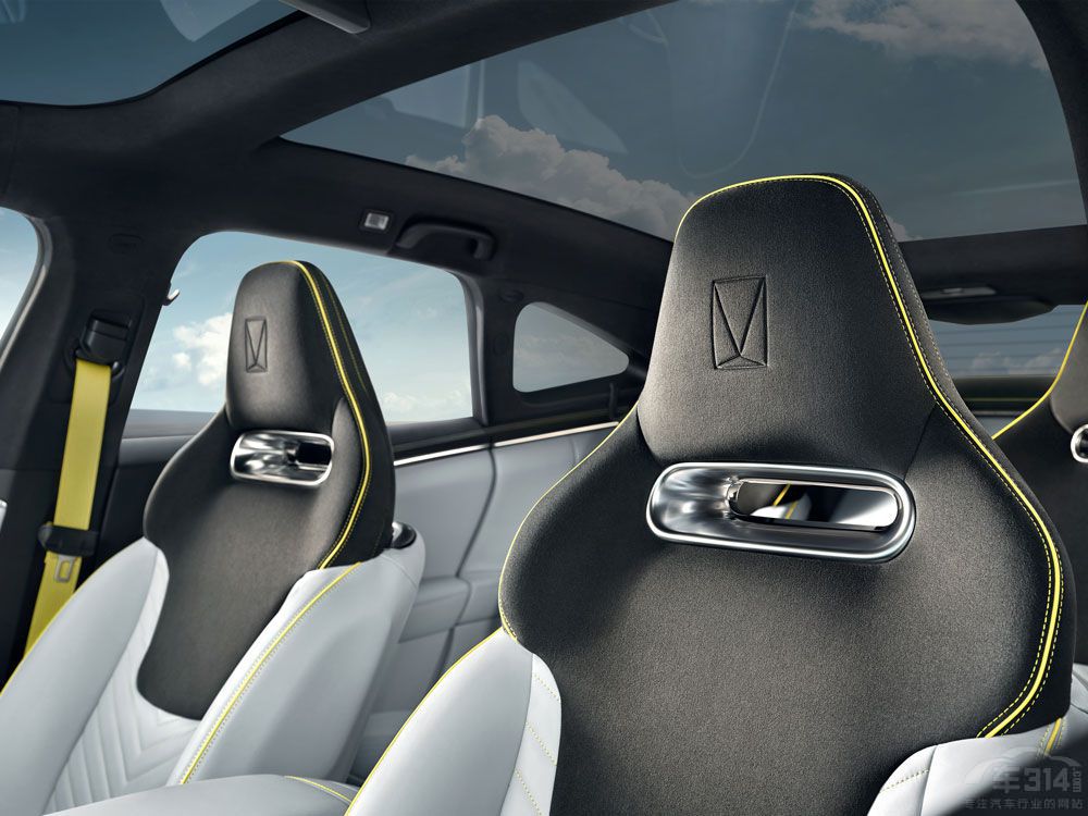 阿維塔11對長安CS95 誰受年輕用戶青睞 阿維塔11對長安CS95 誰受年輕用戶青睞