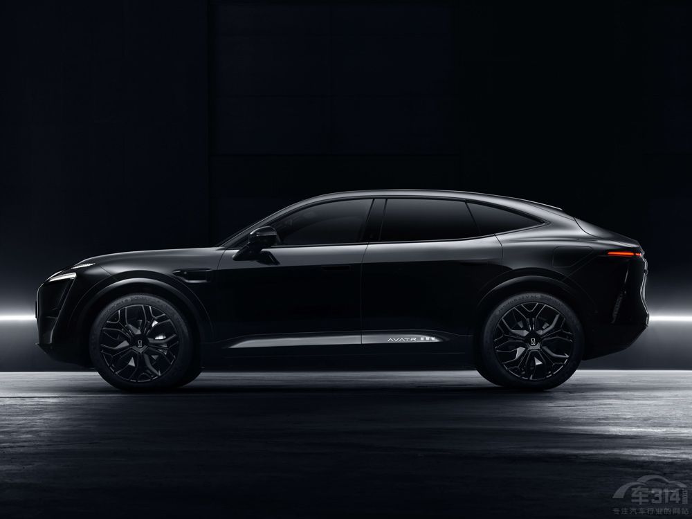 阿維塔11對長安CS95 誰受年輕用戶青睞 阿維塔11對長安CS95 誰受年輕用戶青睞