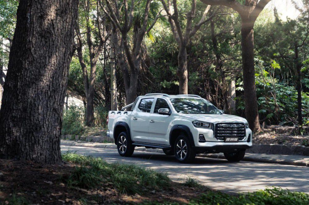 給商用皮卡“添把火” 長(zhǎng)安覽拓者首發(fā)亮相 給商用皮卡“添把火” 長(zhǎng)安覽拓者首發(fā)亮相