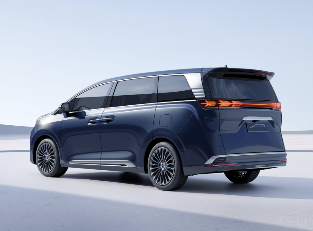 不差錢想買高端新能源車 這幾款值得一看 不差錢想買高端新能源車 這幾款值得一看