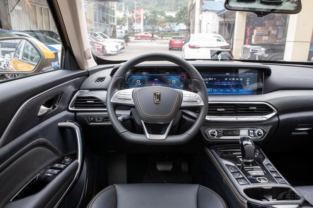 為何說奔騰T77 PRO是年輕人的第一款SUV 為何說奔騰T77 PRO是年輕人的第一款SUV