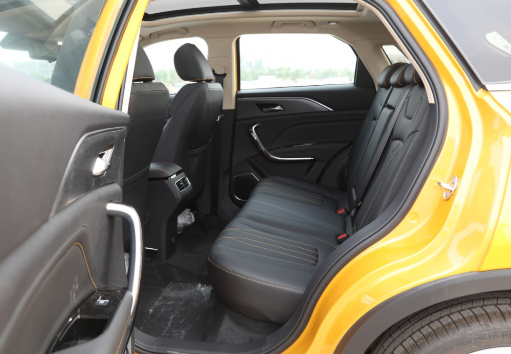 為何說奔騰T77 PRO是年輕人的第一款SUV 為何說奔騰T77 PRO是年輕人的第一款SUV