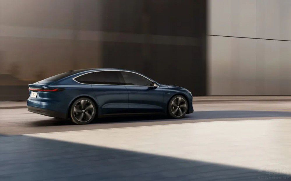 AC܇εET7͸ߺHiPhi Zlֵx