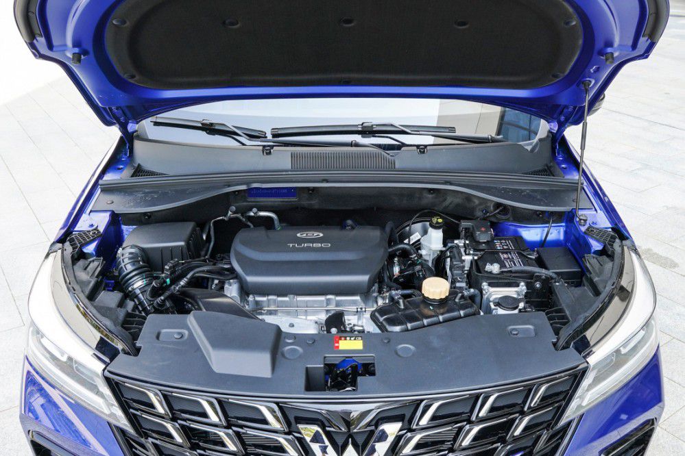 中年人的第一臺車 五菱星馳讓我心態(tài)年輕 中年人的第一臺車 五菱星馳讓我心態(tài)年輕