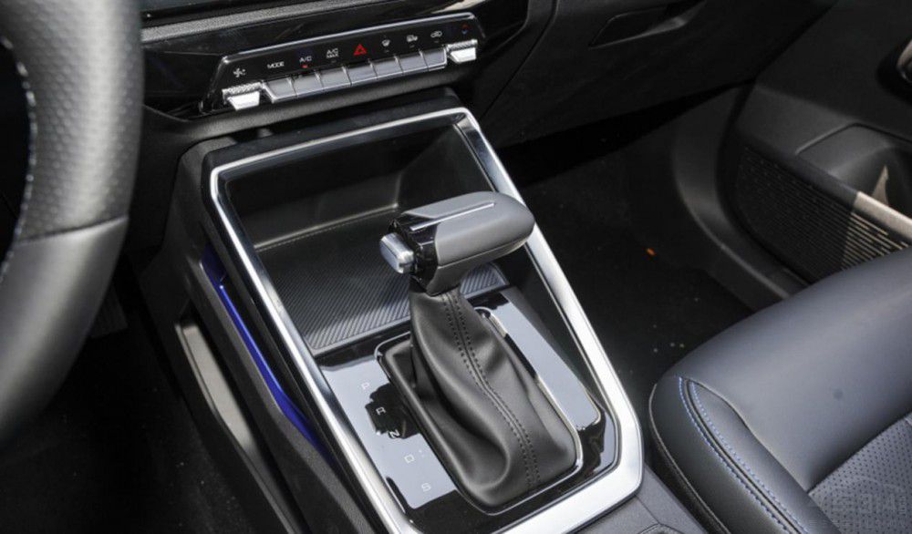 中年人的第一臺車 五菱星馳讓我心態(tài)年輕 中年人的第一臺車 五菱星馳讓我心態(tài)年輕