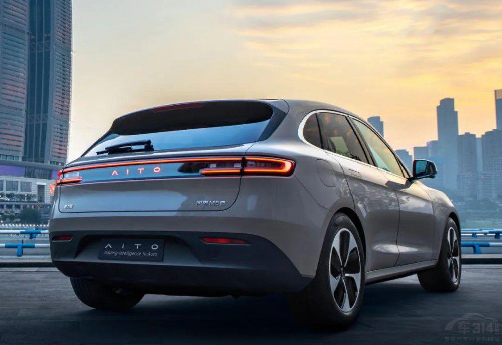 問界M5 EV和阿爾法T 誰是家用SUV最優(yōu)選 問界M5 EV和阿爾法T 誰是家用SUV最優(yōu)選