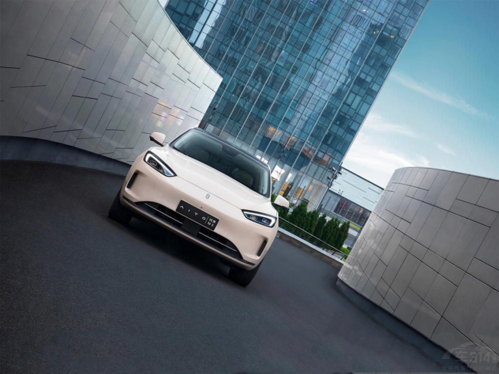 問界M5 EV和阿爾法T 誰是家用SUV最優(yōu)選 問界M5 EV和阿爾法T 誰是家用SUV最優(yōu)選