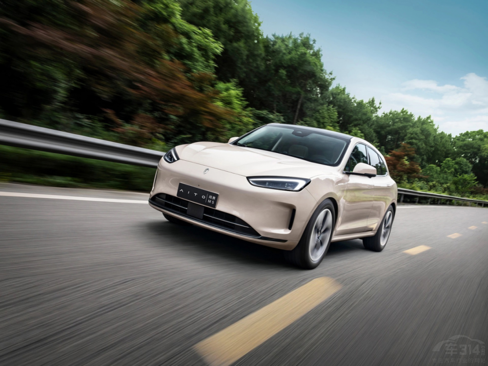 (wn)M5 EVAION LX PLUSl(shu)Ĳ