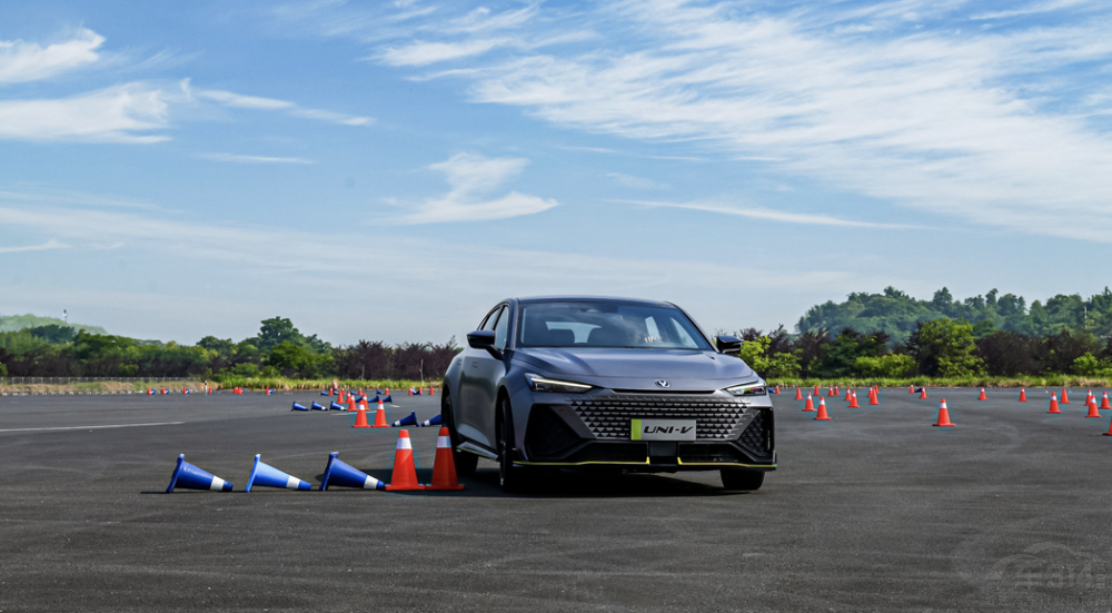 安全不是“偽命題” 解讀長安UNI-V硬核實力 安全不是“偽命題” 解讀長安UNI-V硬核實力