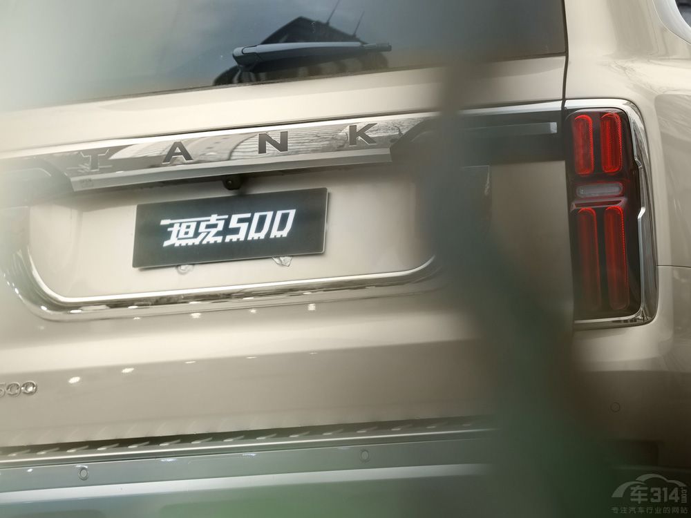 定位一致 風(fēng)格不同 坦克500對比大眾攬巡 定位一致 風(fēng)格不同 坦克500對比大眾攬巡