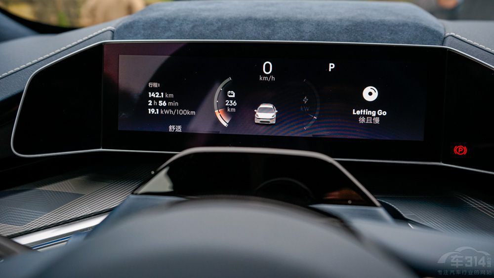 ͬu28f xO001߀SbZ4X