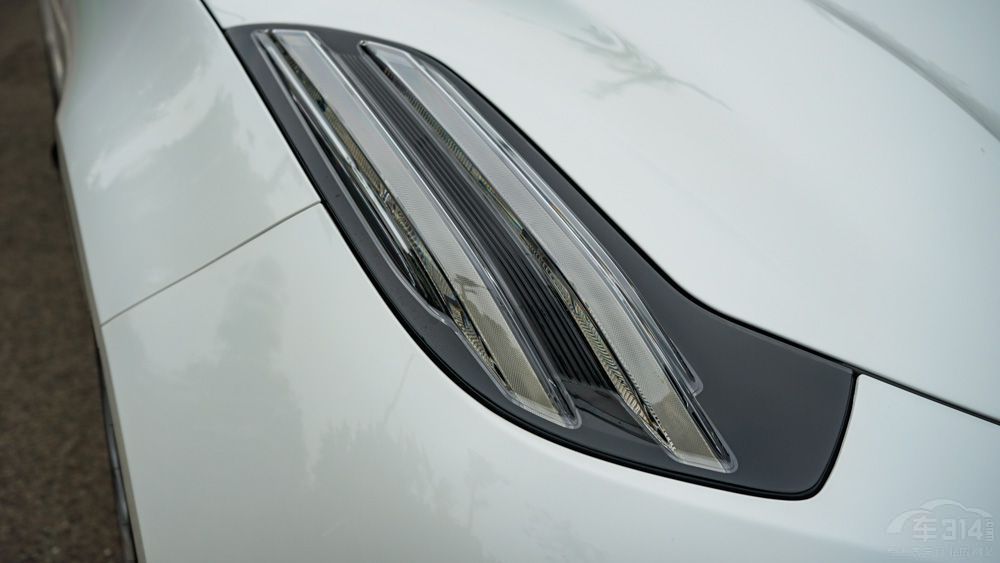 ͬu28f xO001߀SbZ4X