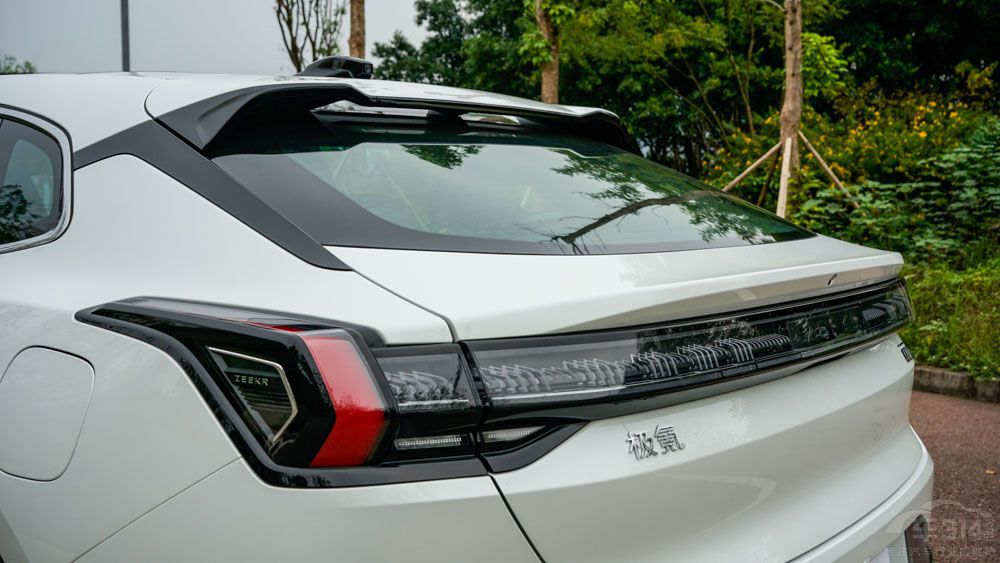 ͬu28f xO001߀SbZ4X