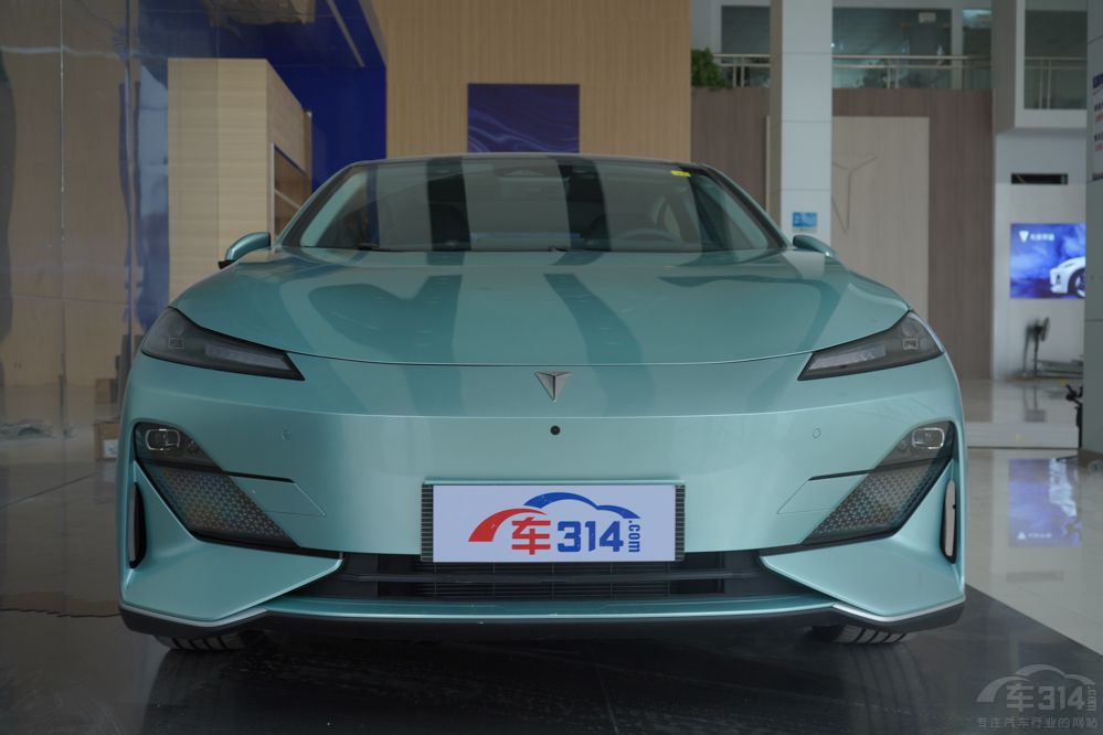 30萬(wàn)以下 小鵬P7/長(zhǎng)安深藍(lán)SL03/海豹選誰(shuí) 30萬(wàn)以下 小鵬P7/長(zhǎng)安深藍(lán)SL03/海豹選誰(shuí)