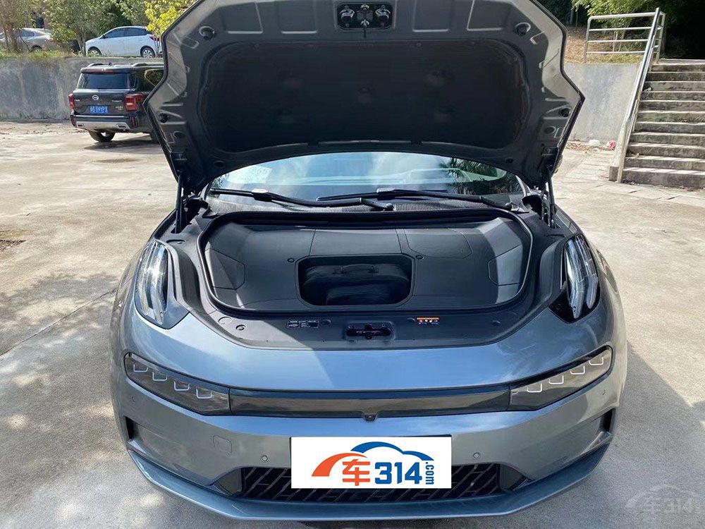 新秀與老將的較量!極氪001PK比亞迪漢EV 新秀與老將的較量!極氪001PK比亞迪漢EV