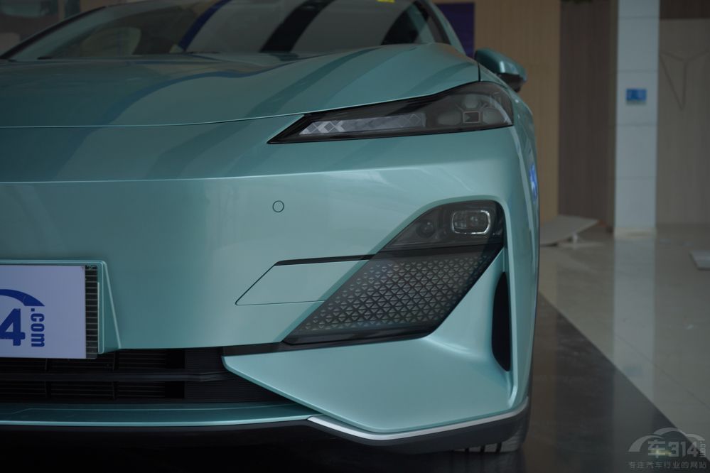 30萬(wàn)以下 小鵬P7/長(zhǎng)安深藍(lán)SL03/海豹選誰(shuí) 30萬(wàn)以下 小鵬P7/長(zhǎng)安深藍(lán)SL03/海豹選誰(shuí)