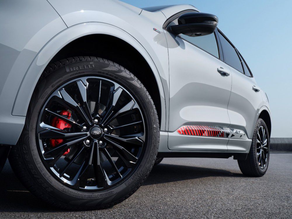 高燃登場(chǎng) 福特銳際縱享款 ST-Line Pro上市 高燃登場(chǎng) 福特銳際縱享款 ST-Line Pro上市