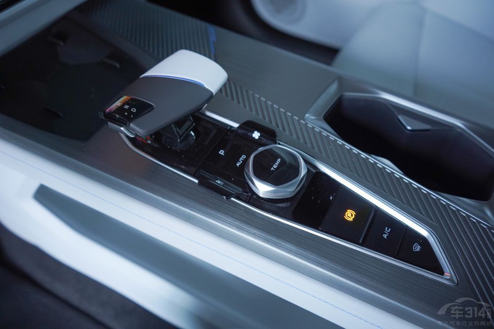 哈弗H6新能源領(lǐng)銜:2022年混動車型推薦 哈弗H6新能源領(lǐng)銜:2022年混動車型推薦