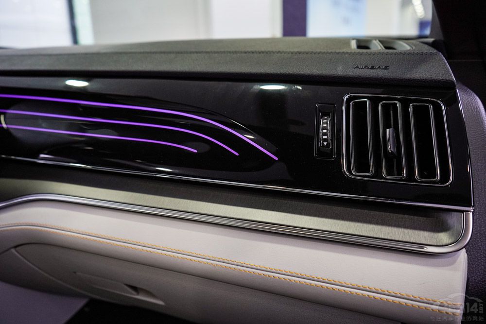 EVȆM5 EV 30fI܇ԓxl