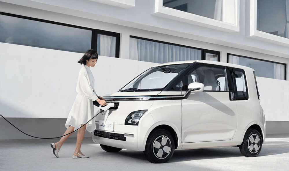 年底買車推薦 五菱Air ev晴空這款不容錯過 年底買車推薦 五菱Air ev晴空這款不容錯過