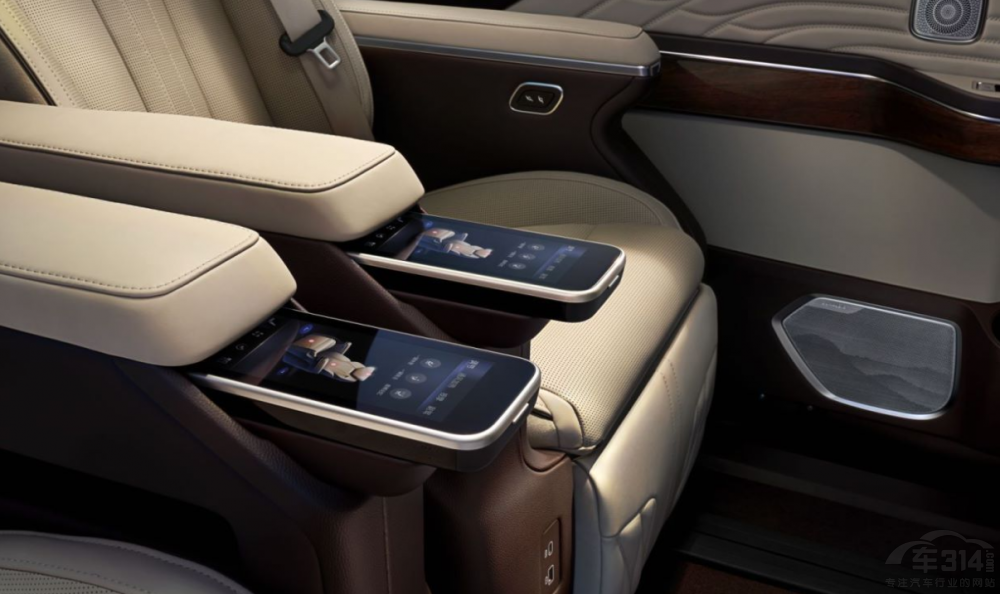 真金不怕火煉 紅旗HQ9實力樹立國貨標(biāo)桿 真金不怕火煉 紅旗HQ9實力樹立國貨標(biāo)桿