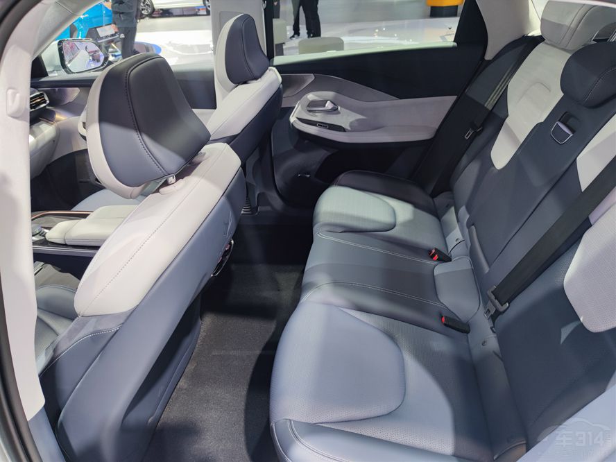 伯仲之間:極氪001和阿爾法S您更看好誰(shuí) 伯仲之間:極氪001和阿爾法S您更看好誰(shuí)