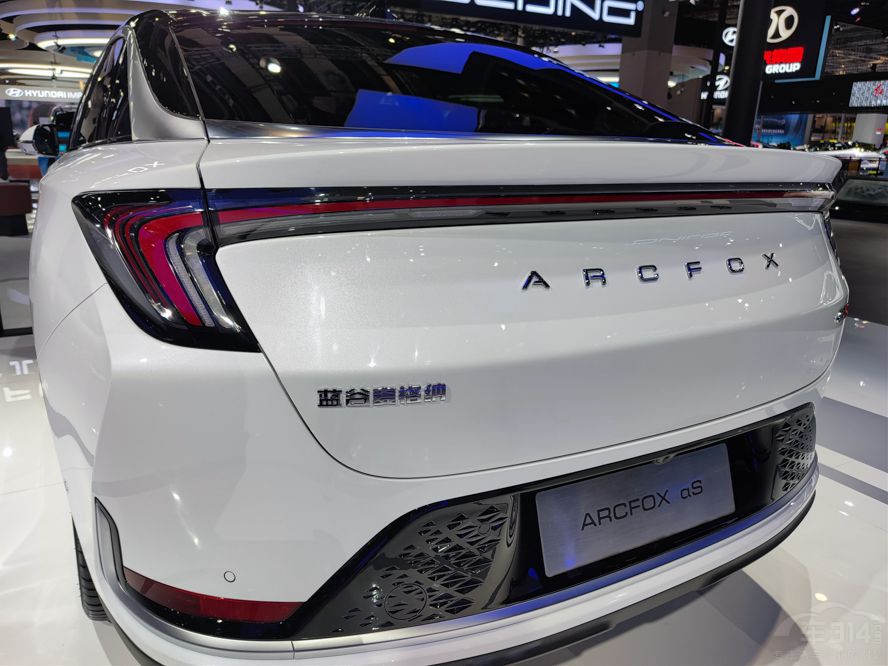 伯仲之間:極氪001和阿爾法S您更看好誰(shuí) 伯仲之間:極氪001和阿爾法S您更看好誰(shuí)