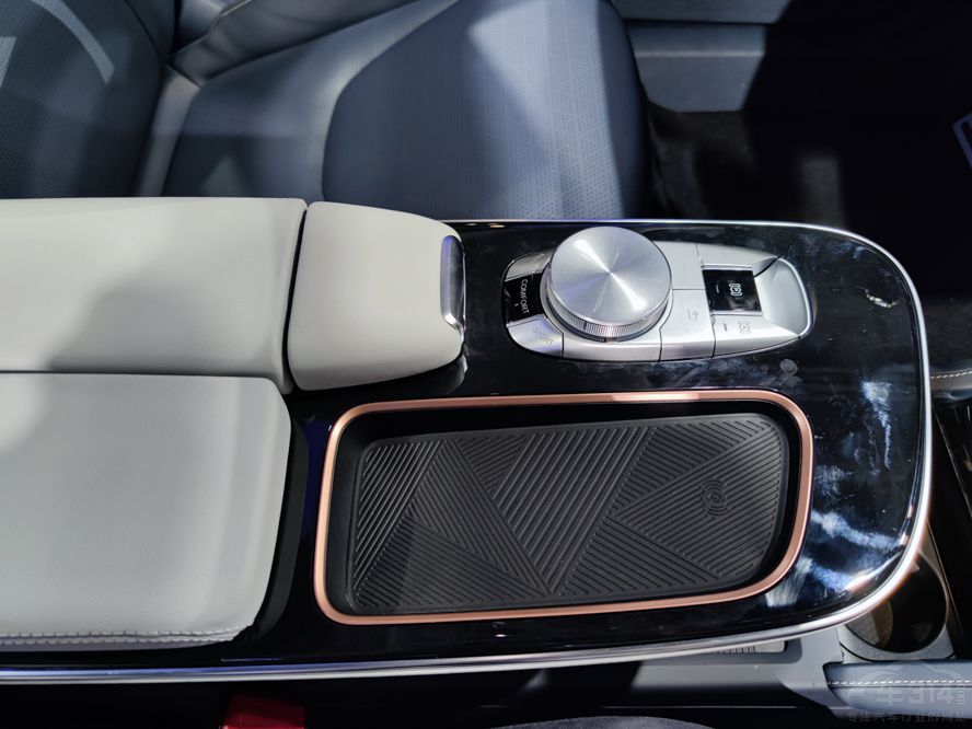 伯仲之間:極氪001和阿爾法S您更看好誰(shuí) 伯仲之間:極氪001和阿爾法S您更看好誰(shuí)