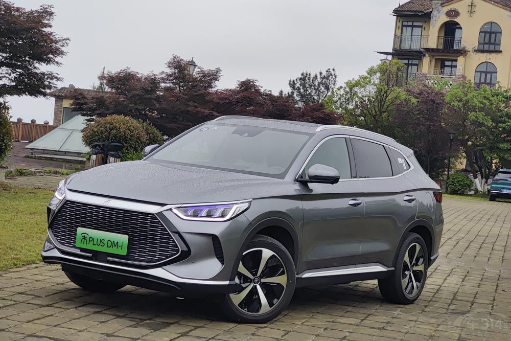 PLUS DM-iI(lng)N(xio)SUV܇(ch)ͱP(pn)c(din)