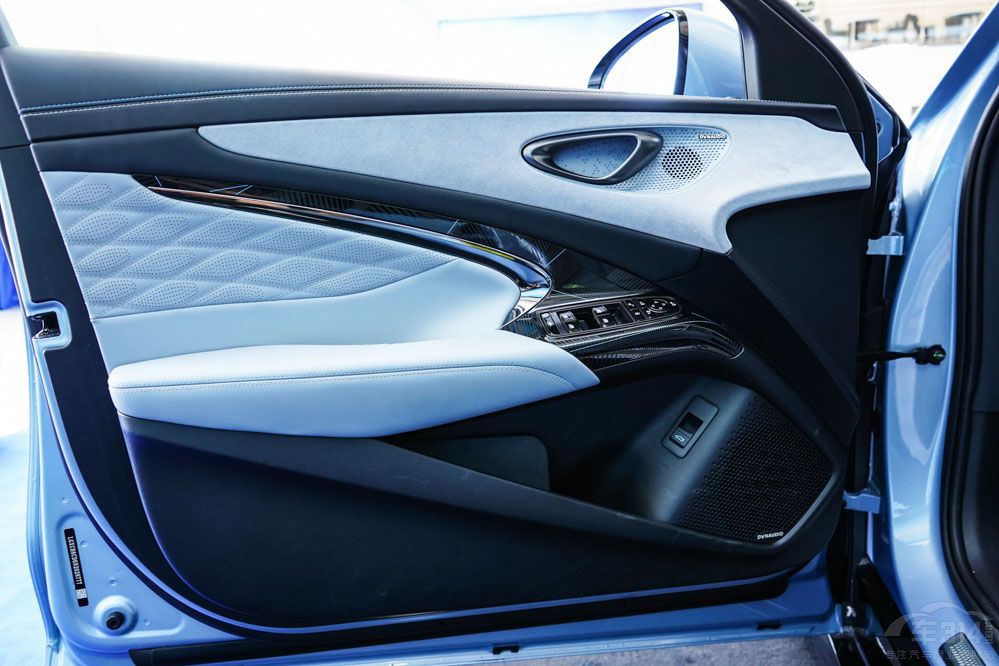 һSbZ3_A(y) ȺЄ