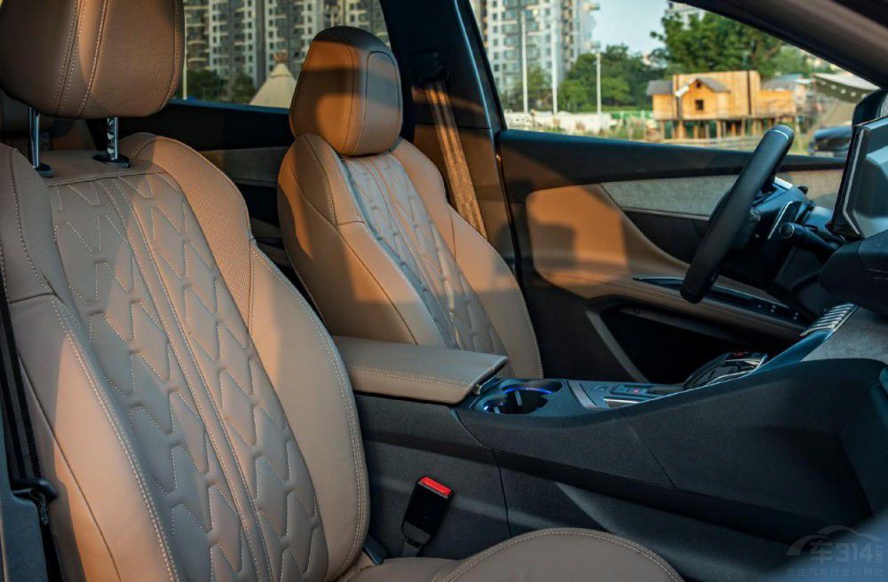 東風(fēng)標(biāo)致新法式旗艦SUV 新5008有哪些看點(diǎn) 東風(fēng)標(biāo)致新法式旗艦SUV 新5008有哪些看點(diǎn)