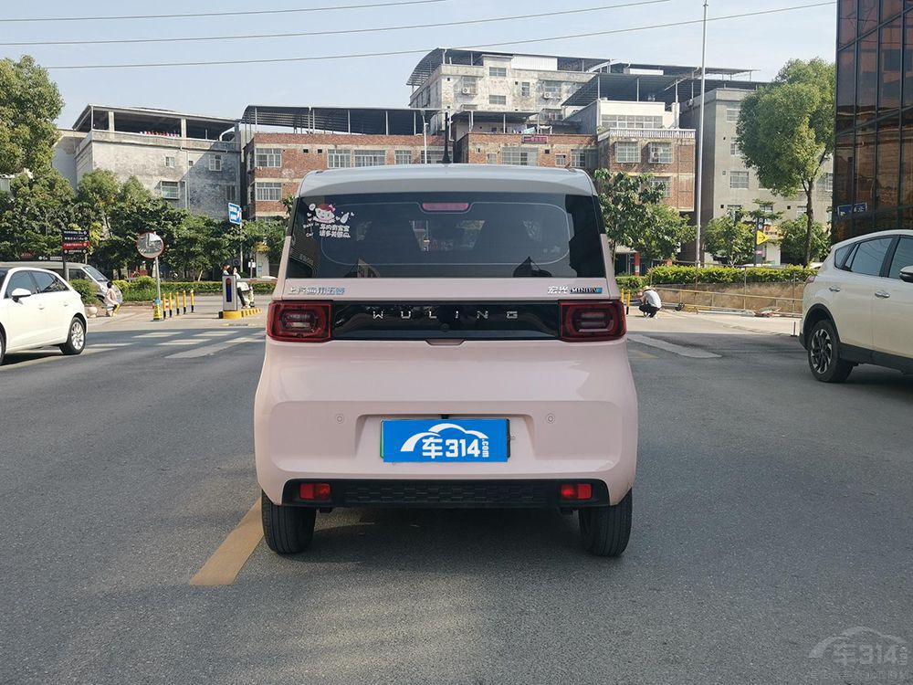 Դ܇] һСͱ˱ȁϵĸC